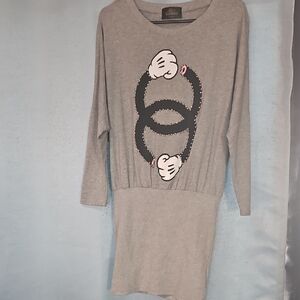 WONDERLAND Gray Long Sleeve Dress